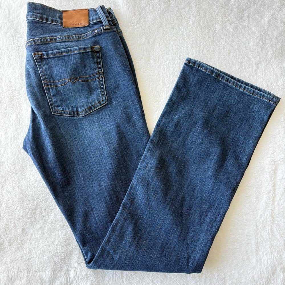 Lucky Brand Women's Sweet Boot Jeans - Picture 3 of 6